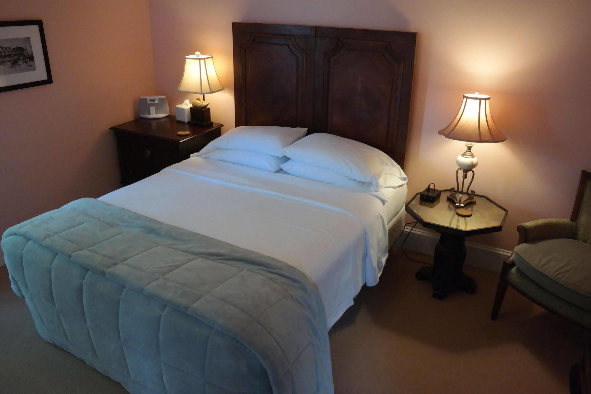 Beach Spa Bed & Breakfast Virginia Beach Eksteriør billede